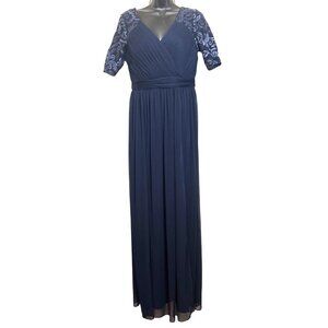 NWT Adrianna Papell‎ Women's Seqin and Tulle Midnight Blue Sz 6 Gown